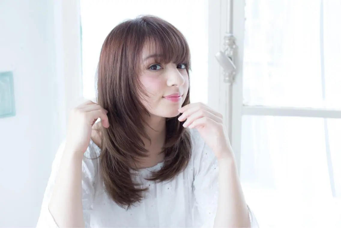 ミディアム カラー パーマ ヘアアレンジ ブリーチ ケアカラー 透明感カラー ハイライトカラー インナーカラー カット ヘアカラー トリートメント ヘアセット ✨ハイクオリティ✨ 山本香也のヘアスタイル