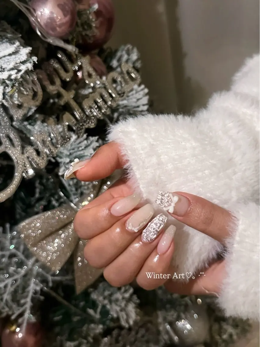 ネイル グラデーション ラメ(グリッター) マグネットネイル ミラーネイル ニュアンスネイル ハンドネイル Lumi de nailsのネイルデザイン