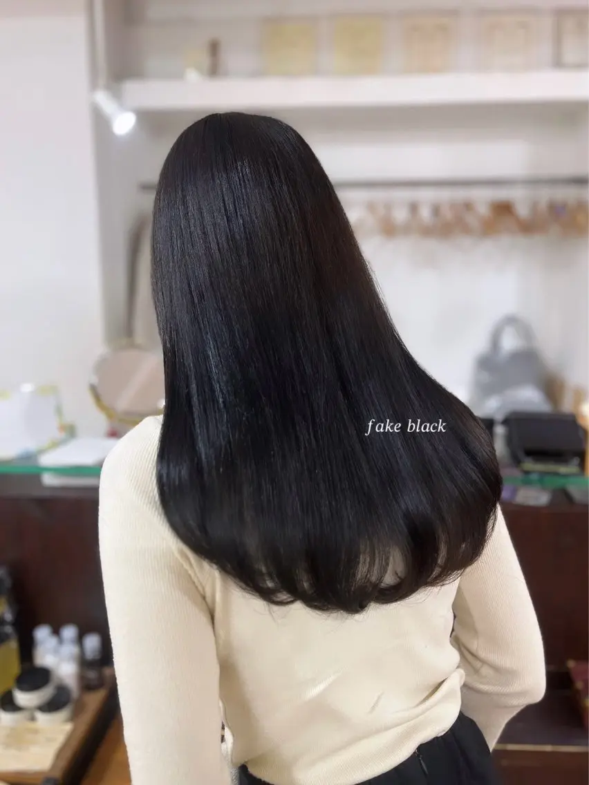 カラー 🎀艶カラー/ヘアメ しおり🎀のヘアスタイル