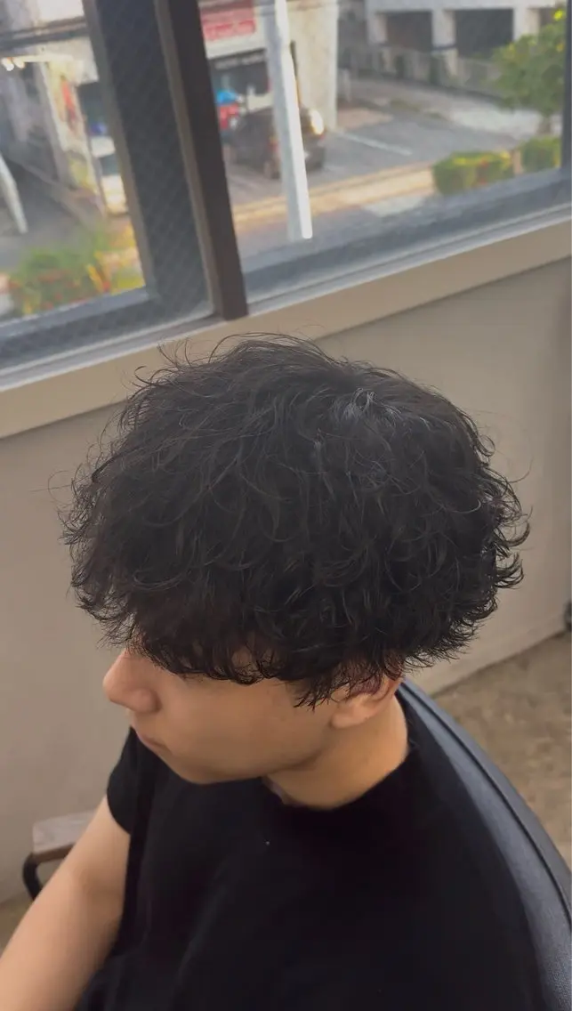 パーマ メンズ メンズパーマ 大嶺 玲琉のヘアスタイル