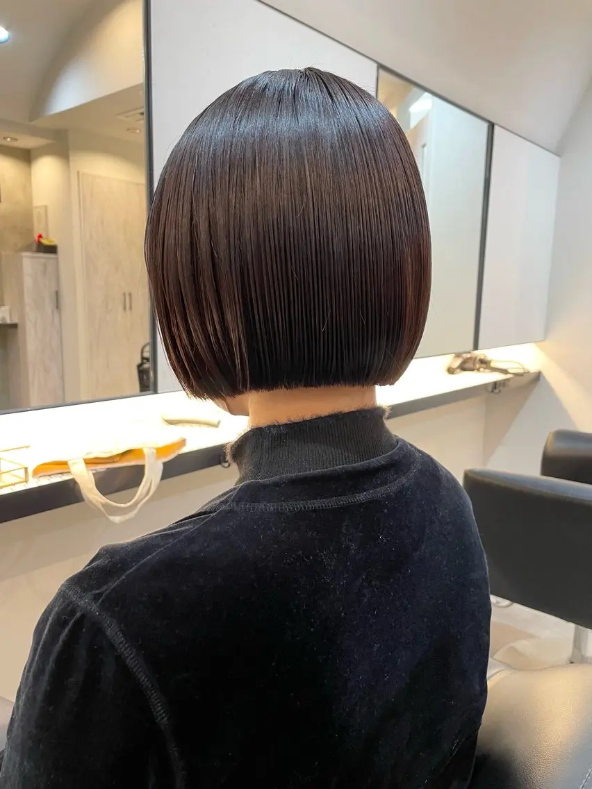 ショート カラー パープルカラー ボブ カット ヘアカラー トリートメント 渋谷 留菜のヘアスタイル