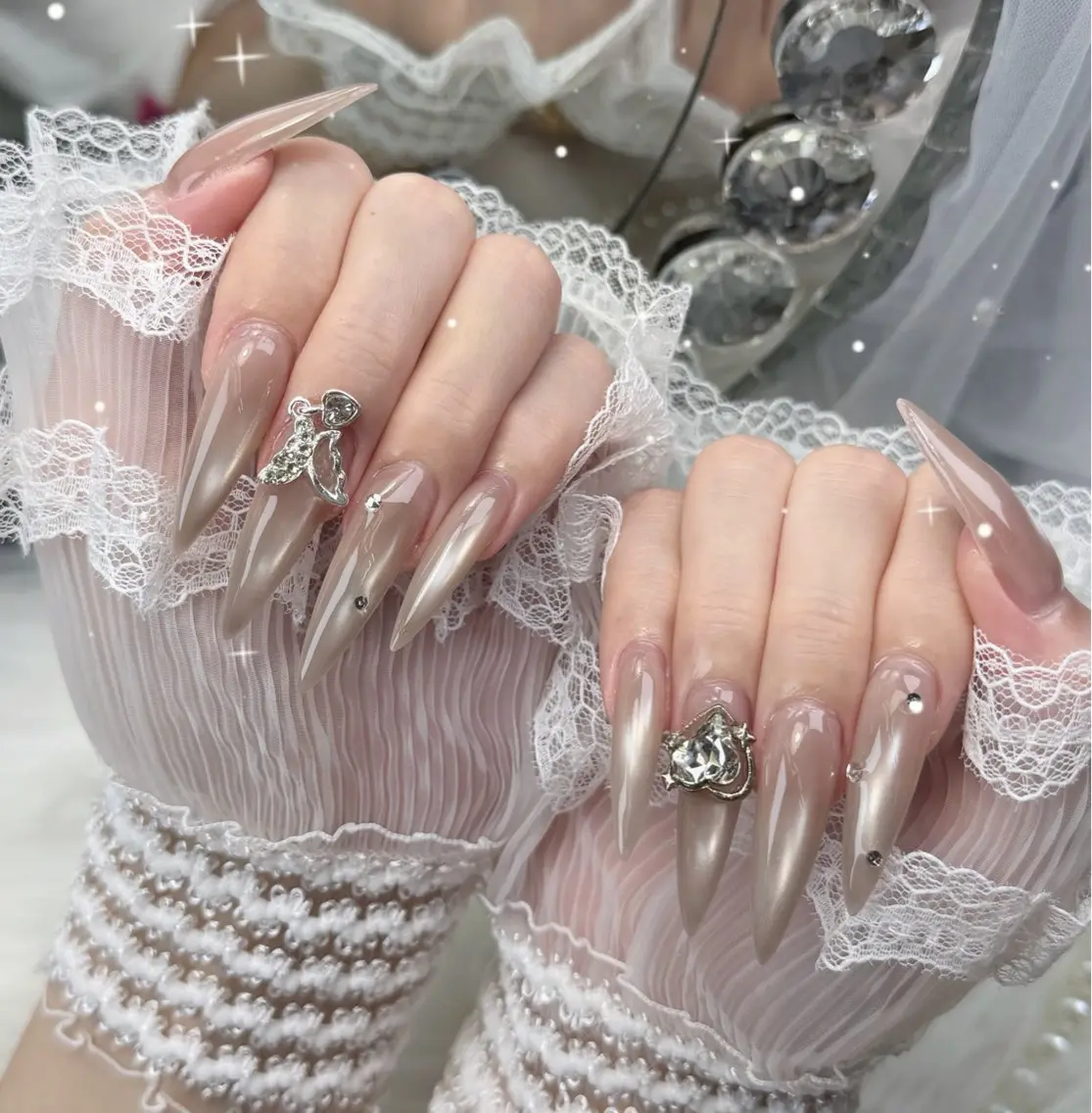 ネイル ハンドネイル いちご ちゃんのネイルデザイン