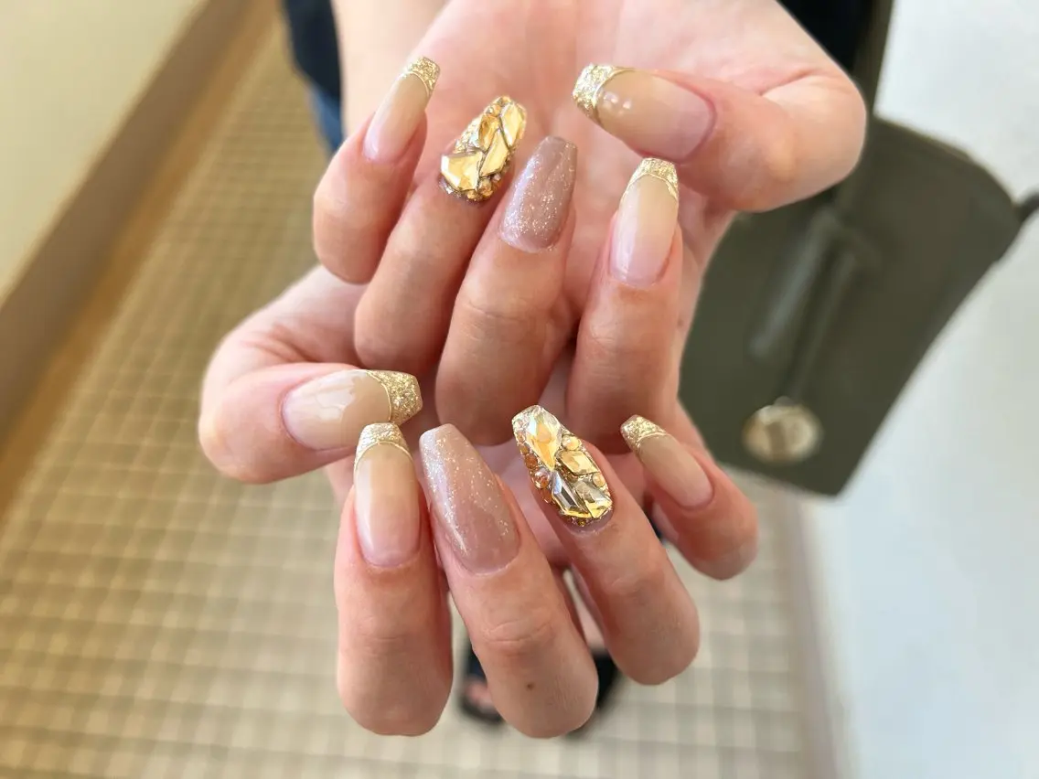 ロング ネイル ハンドネイル フットネイル ✴︎ Delightのネイルデザイン