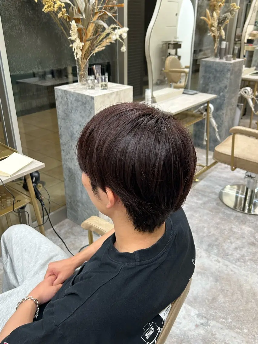 メンズ ヘアカラー LOA Ririのヘアスタイル
