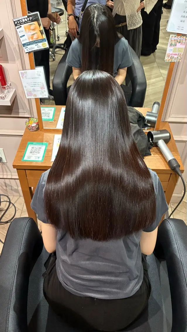 ロング 縮毛矯正 髙松 琉杏のヘアスタイル