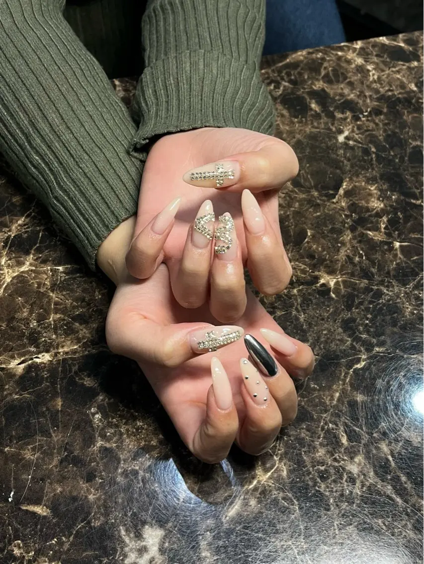 ネイル ハンドネイル IROHA NAIL makoのネイルデザイン