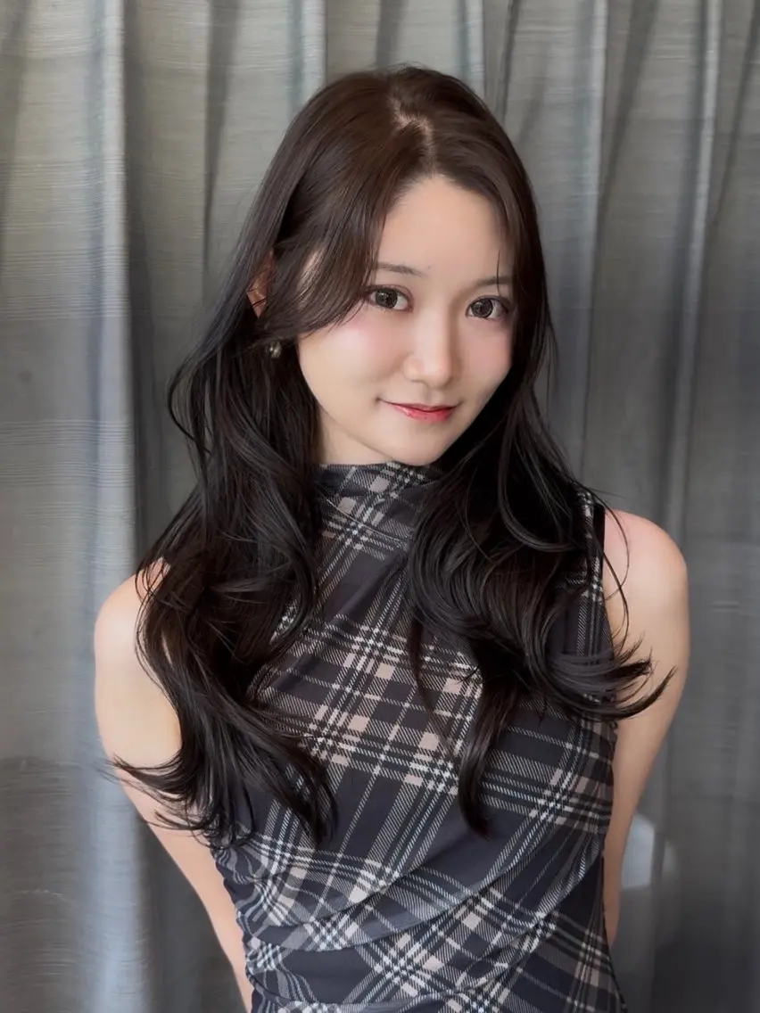 セミロング カラー アッシュ ブリーチ 透明感カラー ダブルカラー グレージュ カット ヘアカラー トリートメント 髪質改善カラー🦋 レイヤー/ナカネのヘアスタイル