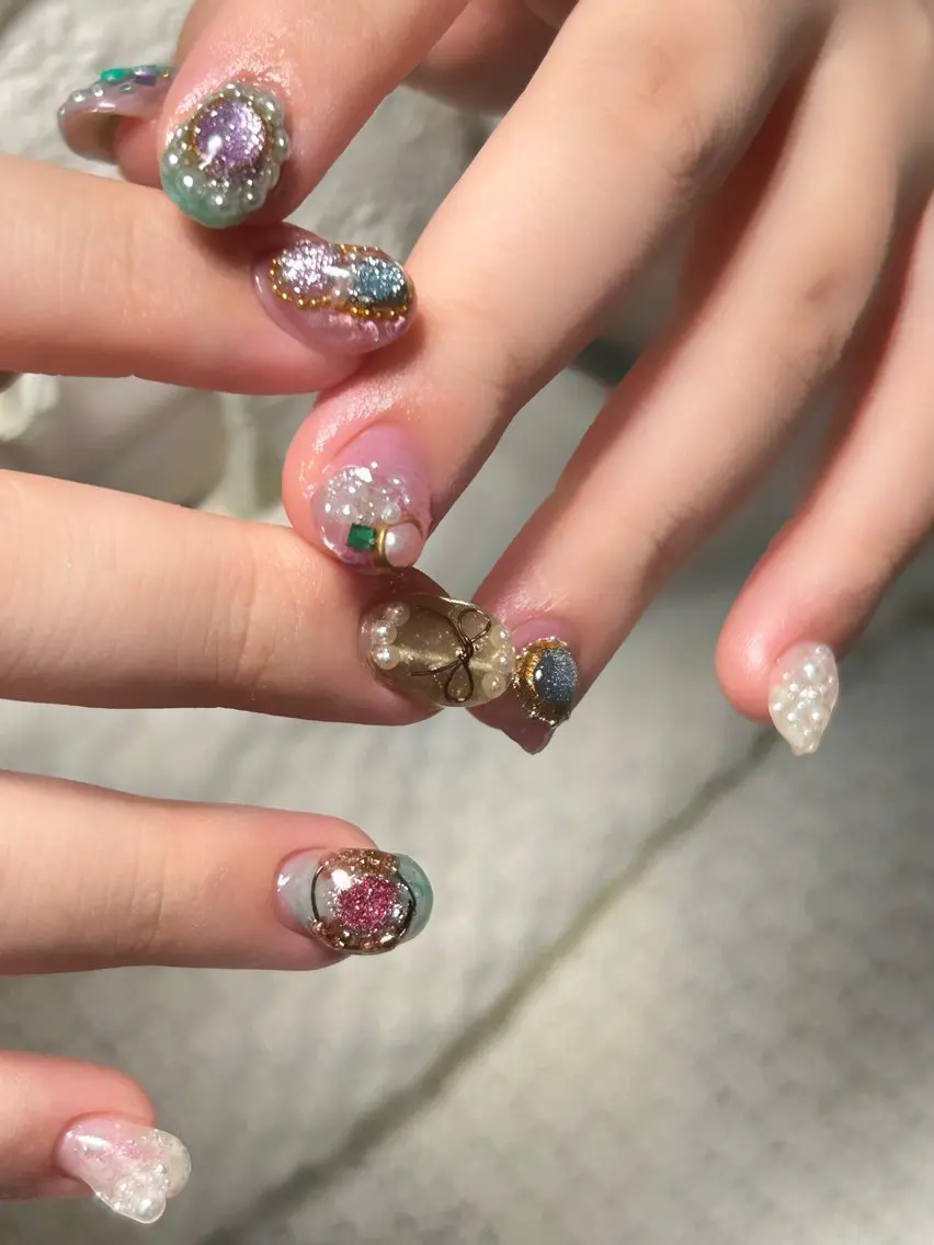 ネイル ハンドネイル lady bird yoshieのネイルデザイン