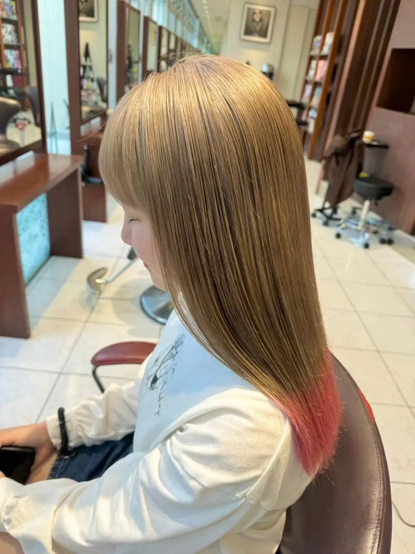 カラー ベージュカラー ミルクティーベージュ ピンクカラー AMITYメンズ特化 ASUMIのヘアスタイル