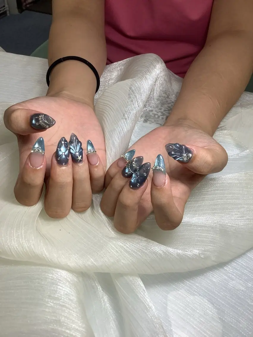 ネイル チークネイル ドット フットネイル フレンチネイル グラデーション ハンドネイル MOCHI NAIL 川越東口のネイルデザイン