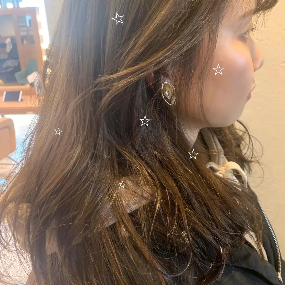 セミロング おくれ毛 カット ヘアカラー トリートメント 石畑結華 Lond店長のヘアスタイル
