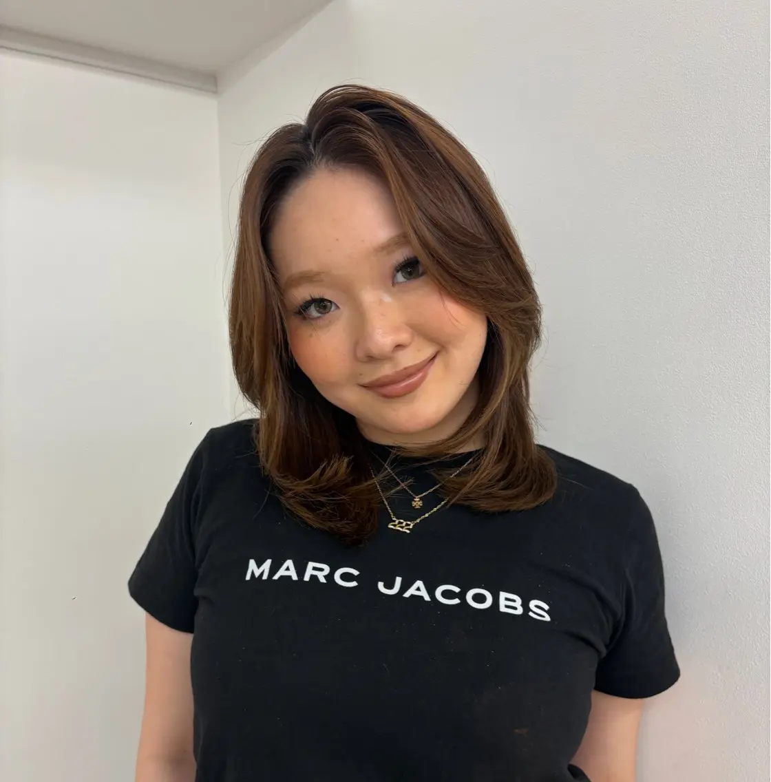 ミディアム YOLO 渋谷 kona🌺のヘアスタイル