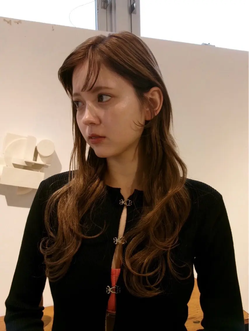 ロング カラー 似合わせカット カット ヘアカラー トリートメント 森田遥奈/透明感カラ ー/酸性ストレートのヘアスタイル