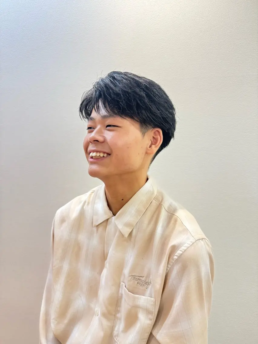 メンズ カット ヘアカラー 森谷 大河のヘアスタイル