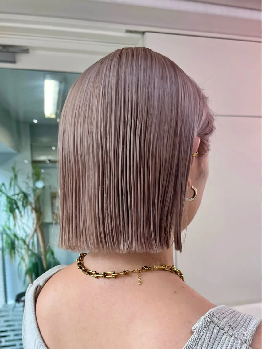 ✳︎ハイトーンを継続したい方✳︎ブリーチリタッチ+カラー+トリートメントの写真
