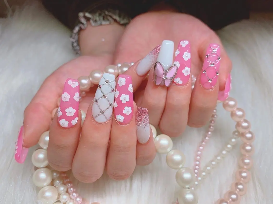 ネイル nail salon Pink Aliceのネイルデザイン