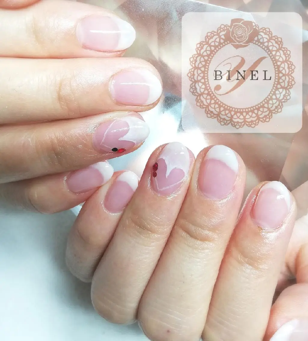 ネイル 持ち込み ハンドネイル Nail Salon Y.BINELのネイルデザイン