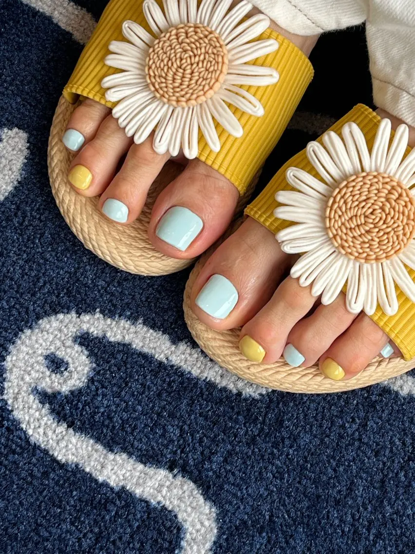ネイル フットネイル me.nail narumiのネイルデザイン