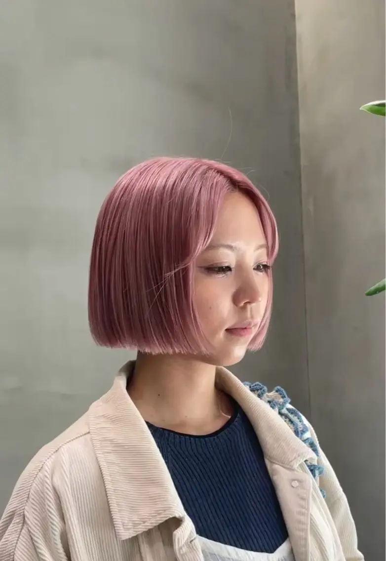ショート カット ヘアカラー トリートメント 神戸レイヤーカット 顔周り／骨格診断のヘアスタイル