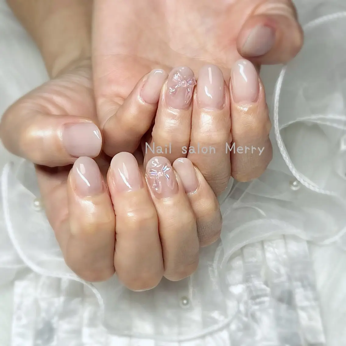 ネイル オーロラネイル リボン ハンドネイル Nail salon Merryのネイルデザイン
