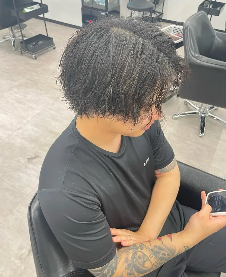 カラー 近藤 慧依のヘアスタイル