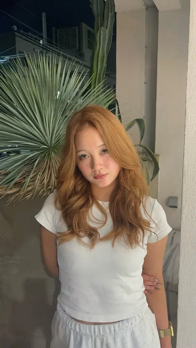 ロング カラー ヘアカラー [TIDEHAIR] MIYUのヘアスタイル