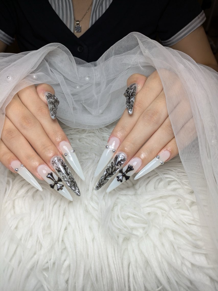 ネイル Queen Nail 柏店 クイーンネイルのネイルデザイン