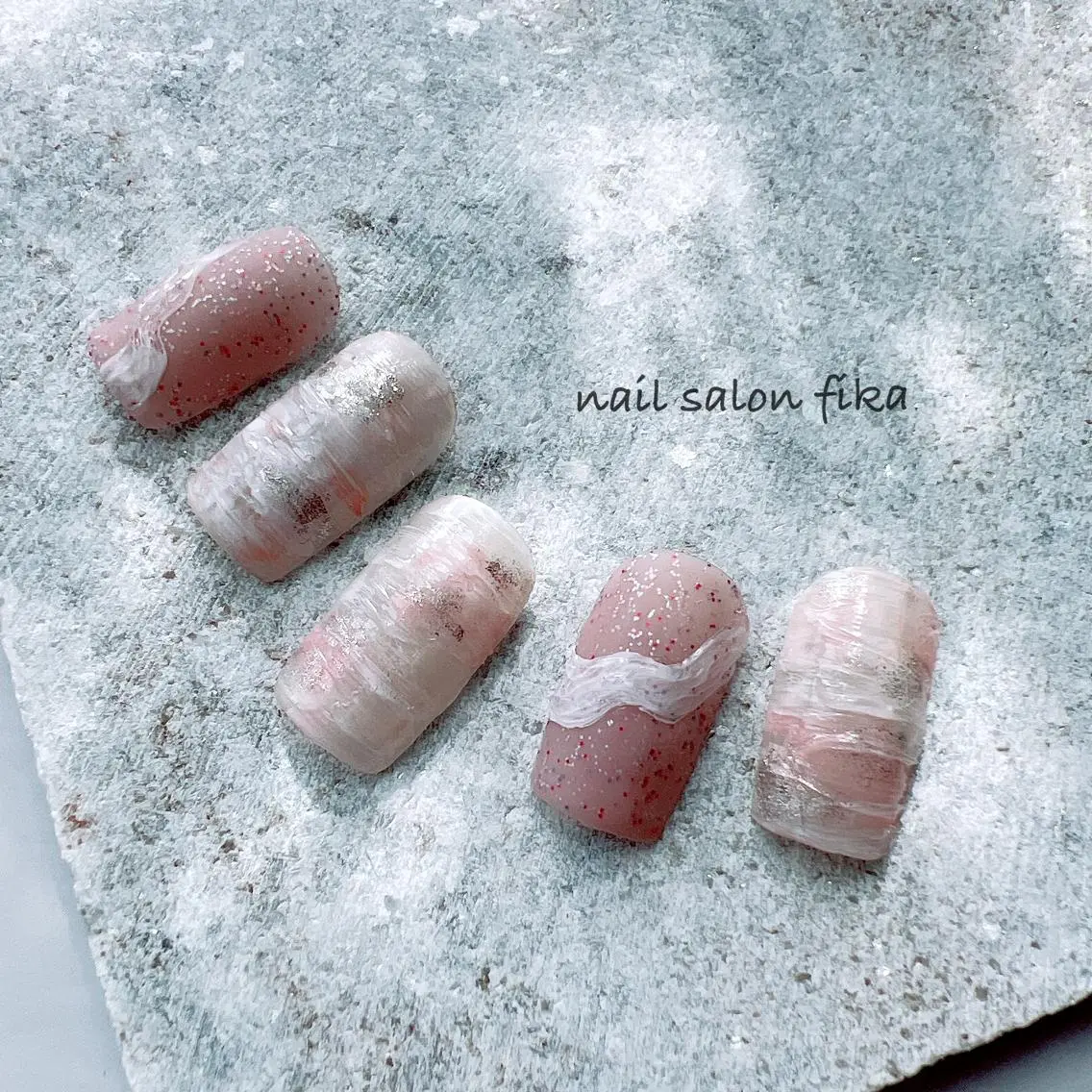 ネイル マットネイル ニュアンスネイル nail salon fikaのネイルデザイン