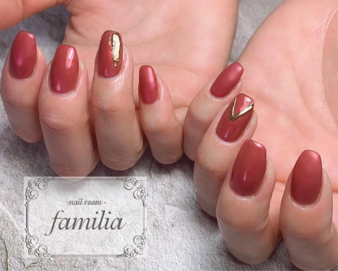 ネイル ハンドネイル -nailroom- familiaのネイルデザイン