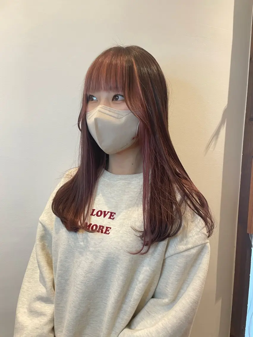 セミロング カラー カット ヘアカラー 山本 愛永のヘアスタイル
