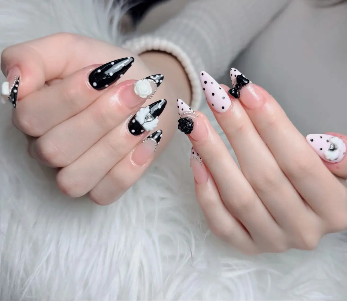 ネイル アートネイル フレンチネイル ジェルネイル 韓国ネイル マグネットネイル ハンドネイル Lenie Nail Okuboのネイルデザイン