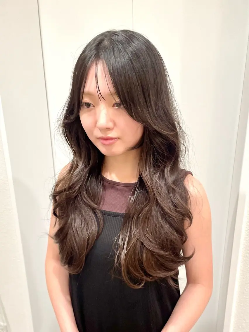 ロング 韓国風ヘア レイヤーカット カット トリートメント ハイトーン/レイヤー /ウルフ⭐️永田⭐️のヘアスタイル