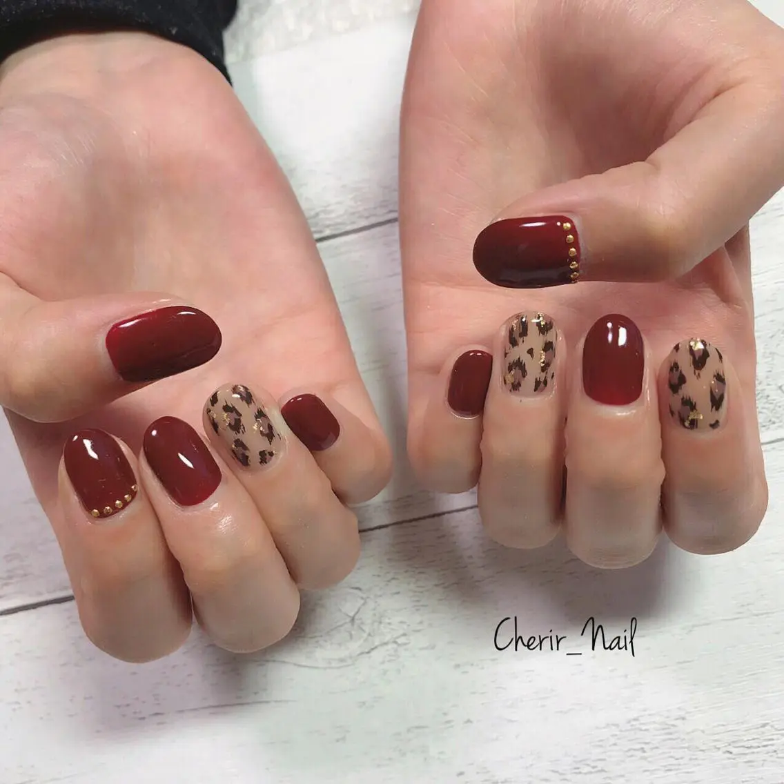 ネイル アニマル柄 ボルドー カジュアル ワンカラーネイル 赤色 Cherirnail kaoriのネイルデザイン