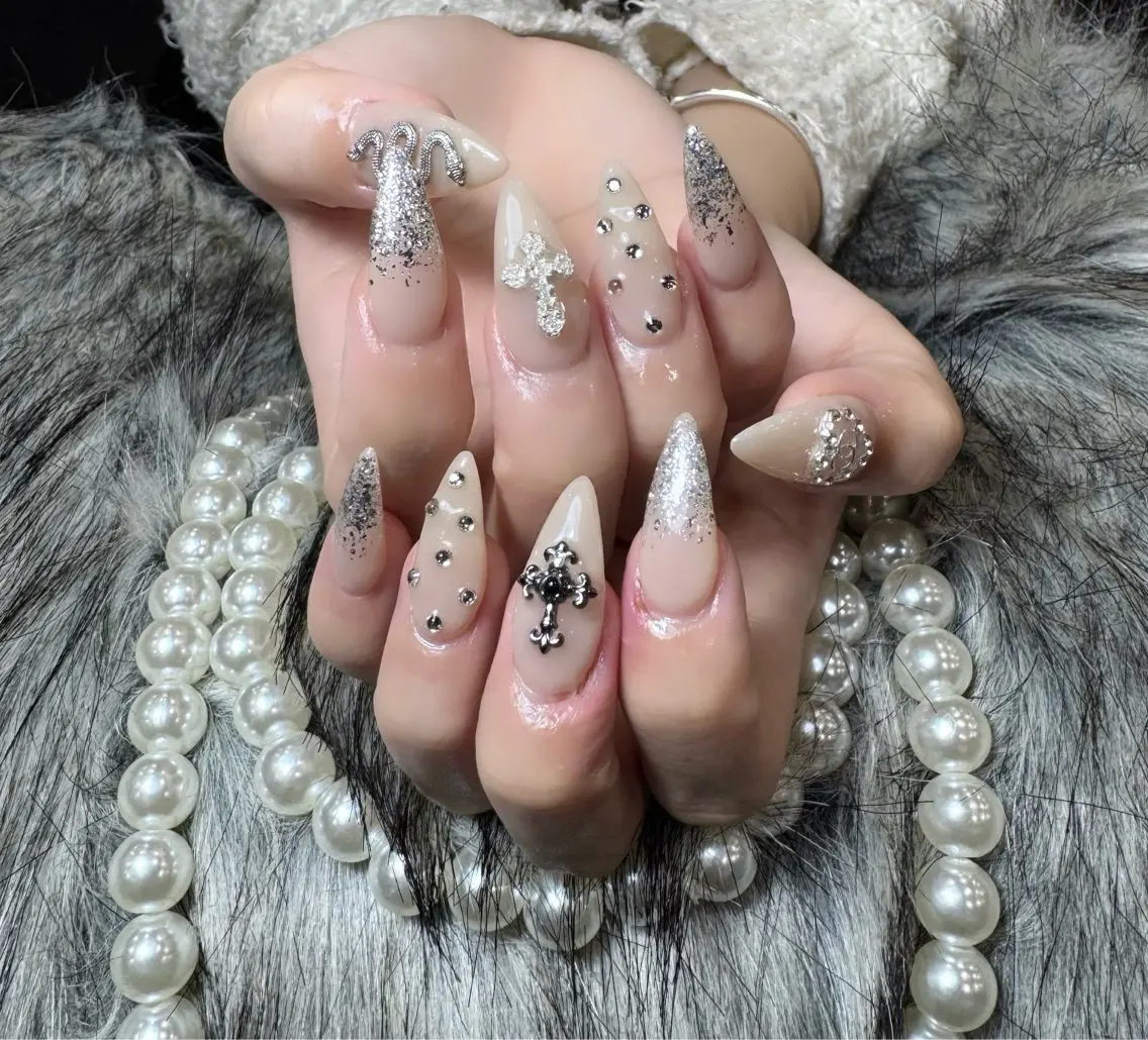 ネイル ハンドネイル Doris Nail Salonのネイルデザイン