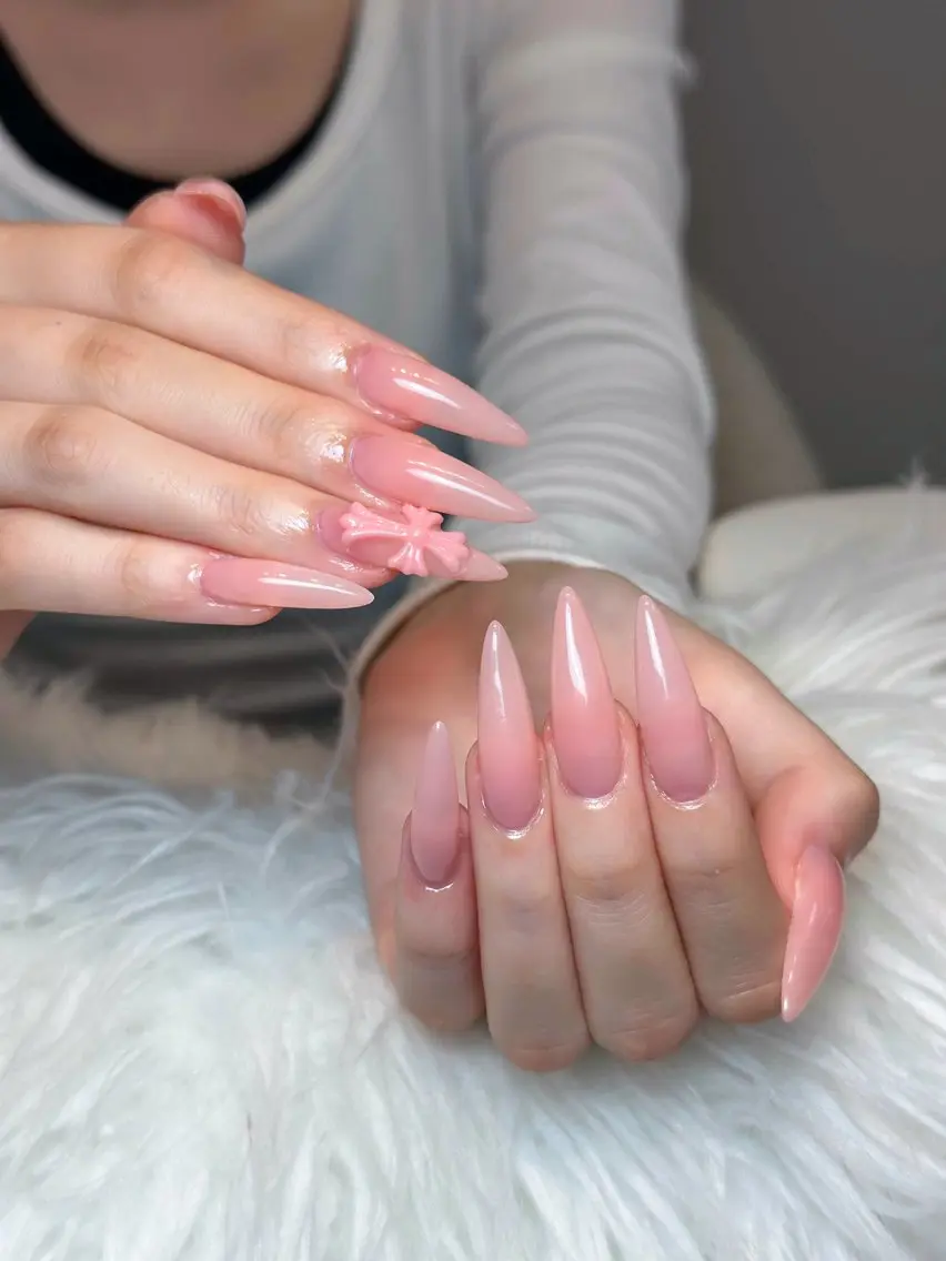 ネイル チークネイル ドット フレンチネイル グラデーション ハート ハンドネイル Julli NailStudioのネイルデザイン