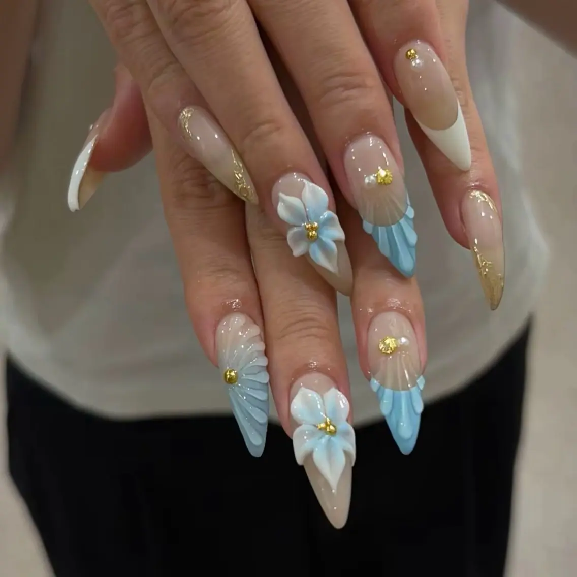 ネイル ハンドネイル Luna Gladeのネイルデザイン