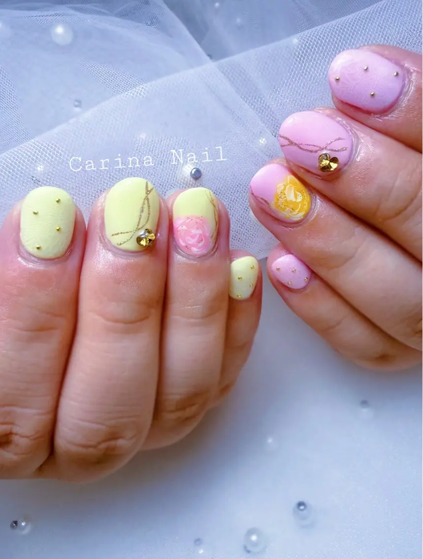 ネイル ガーリー ニュアンスネイル Carina Nailのネイルデザイン