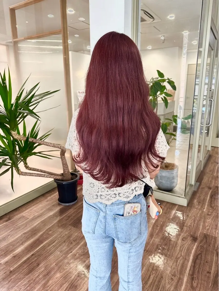 ロング 平松 里穗のヘアスタイル