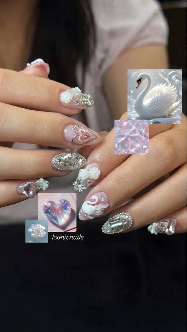 ネイル ガーリー ハート キラキラネイル シルバー ホワイト Iconic Nailのネイルデザイン