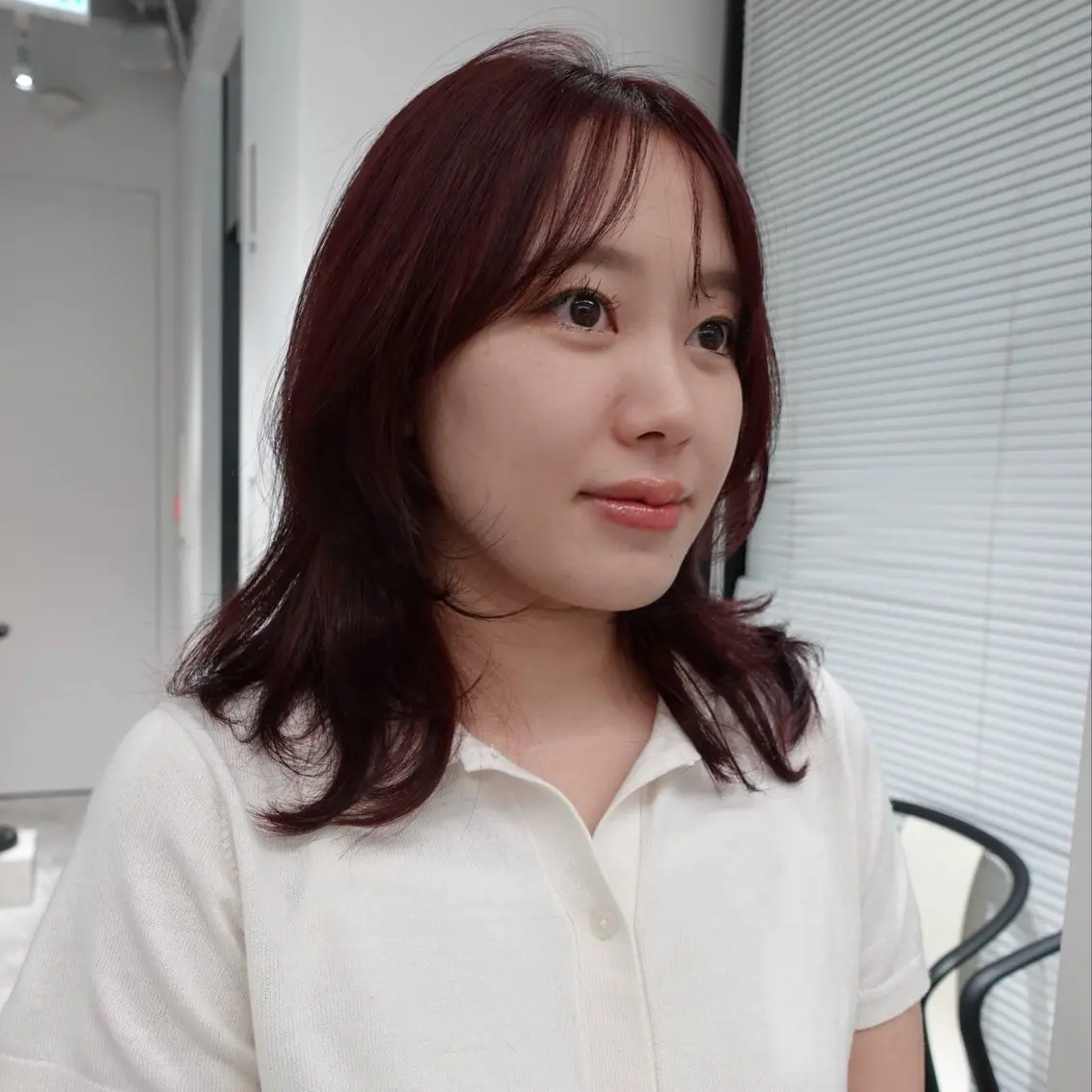 セミロング カラー ヘアアレンジ レッドカラー レイヤーカット カット ヘアカラー 🌐サトウ リョウ🌐のその他イメージ