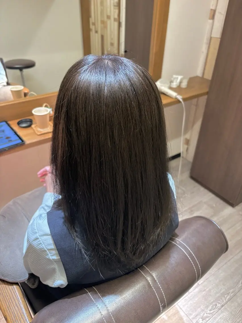 カラー 鈴木 佳奈のヘアスタイル