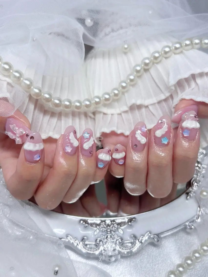 ネイル 長さ出し ハンドネイル ️🫧みつき/ 渋谷/痛ネイル️🫧のネイルデザイン