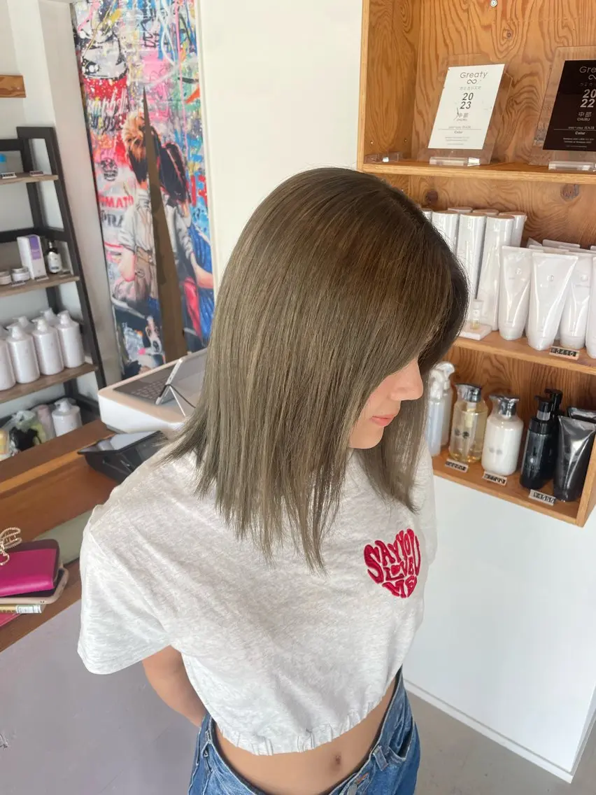 ミディアム カラー 透明感カラー ヘアカラー 林 菜穂実のヘアスタイル