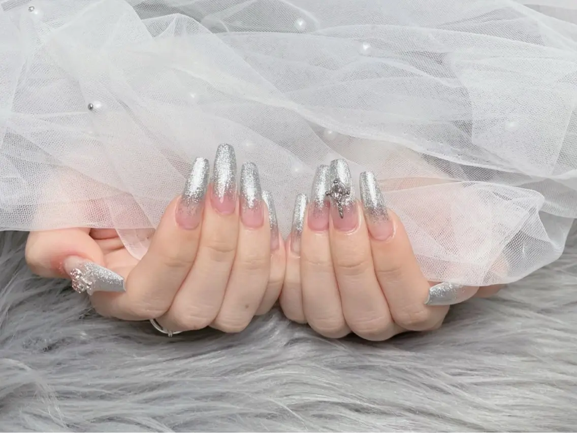 ネイル lucky nail 歌舞伎町のネイルデザイン