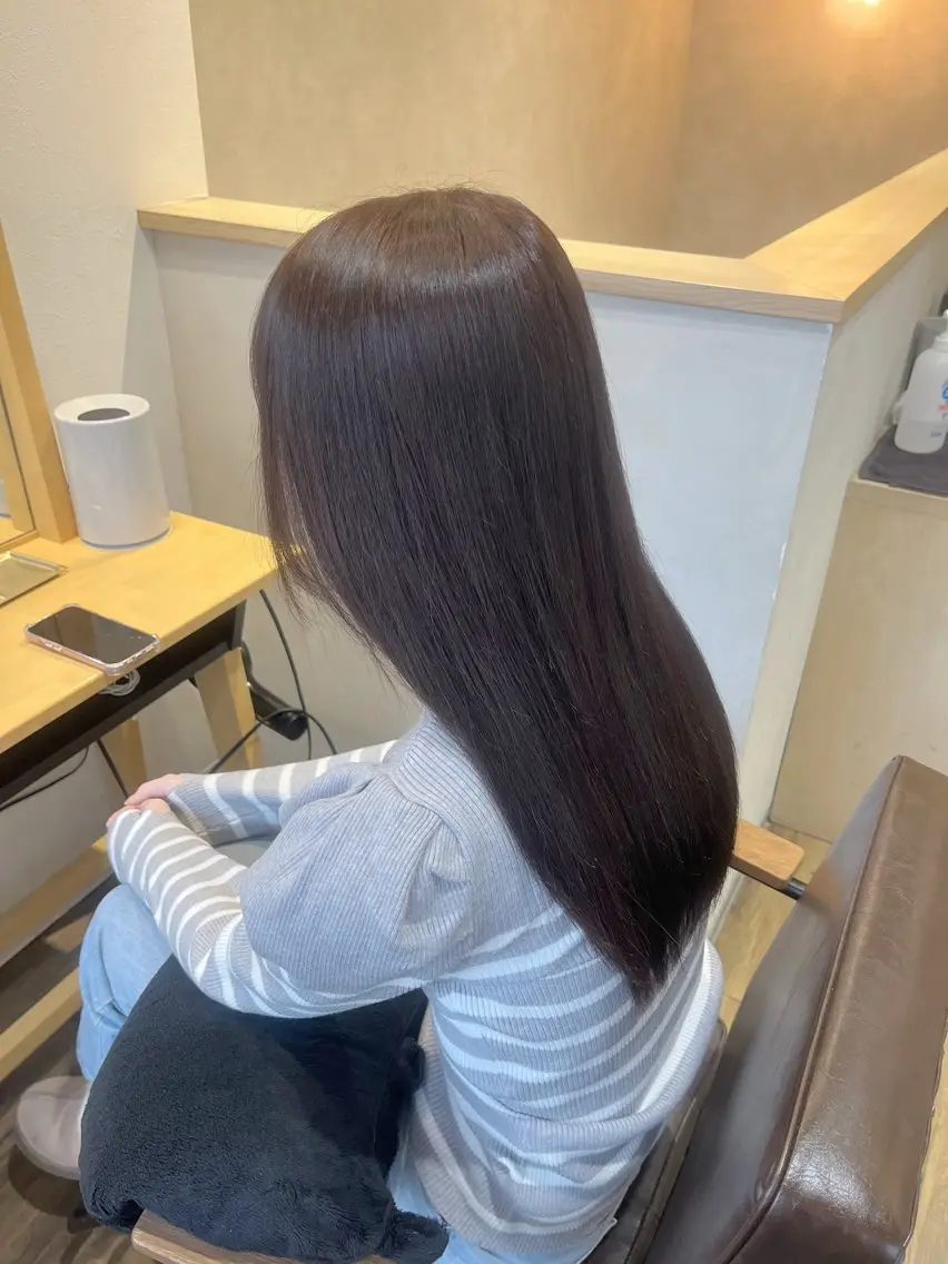 ロング カラー ベージュカラー ☁️艶カラー☁️田邉 栞璃のヘアスタイル
