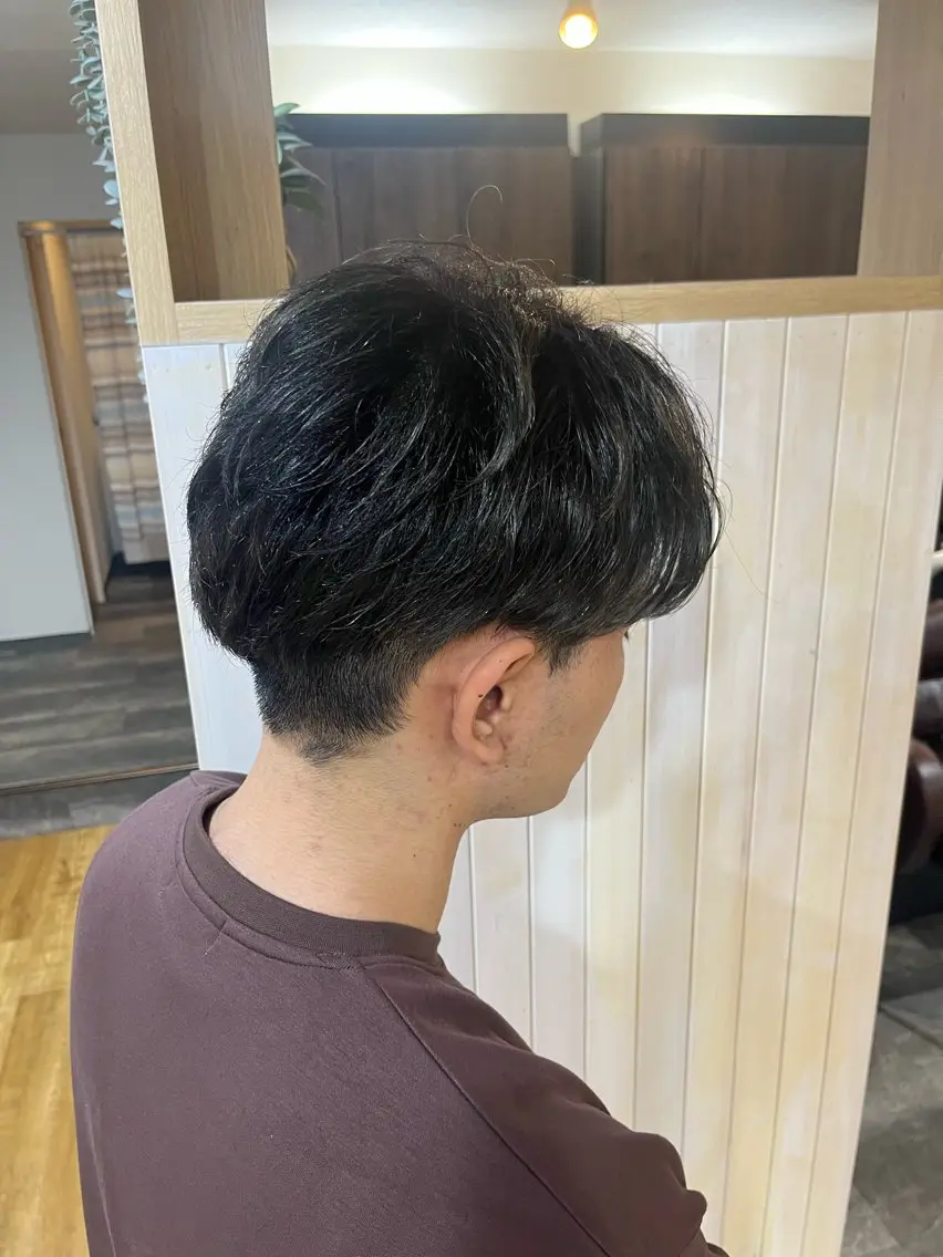 メンズ マッシュ ツーブロック 安島(あじま) 慎(まこと)のヘアスタイル