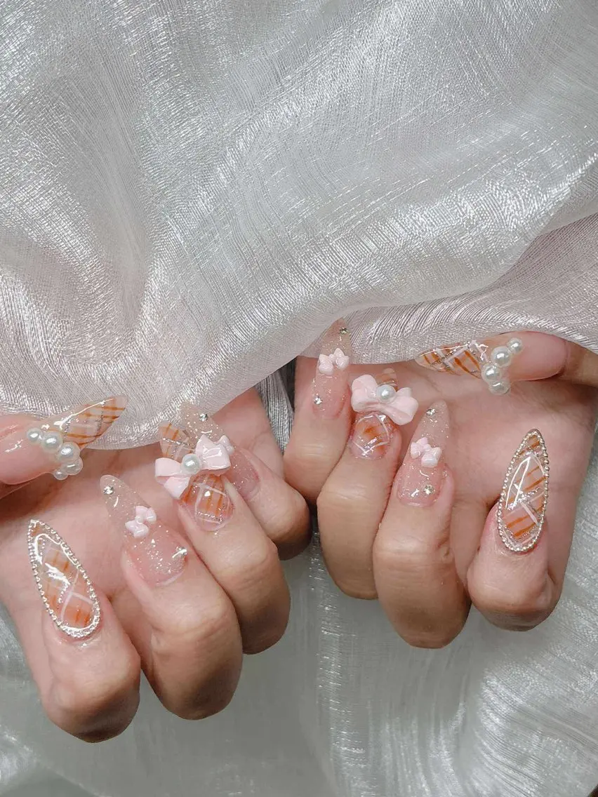 ネイル 長さ出し グラデーション 卒業式 キラキラネイル マグネットネイル ハンドネイル Lee Nailsのネイルデザイン