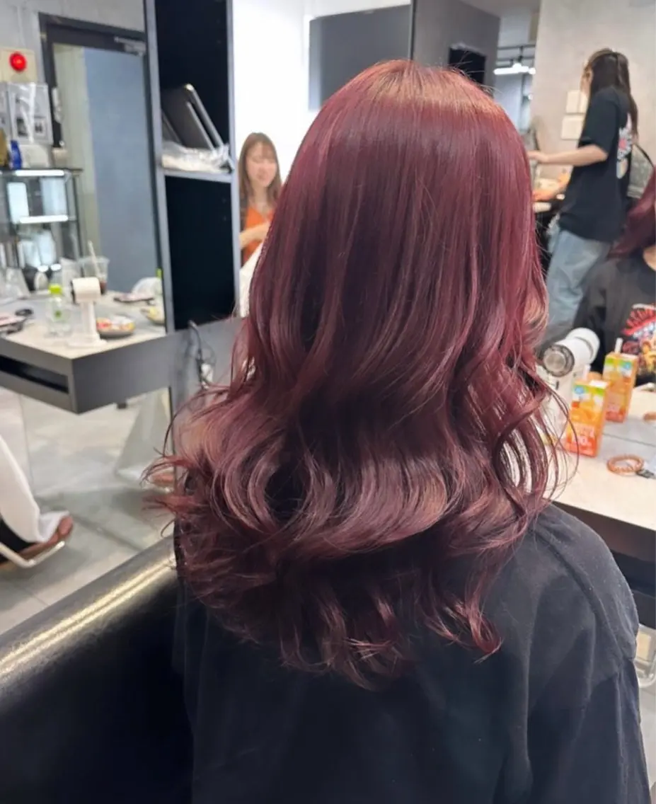 ロング カラー ブリーチ ブリーチなしカラー レッドカラー ヘアカラー Fi-Ne原宿店店長 プルエクNANAMIのヘアスタイル
