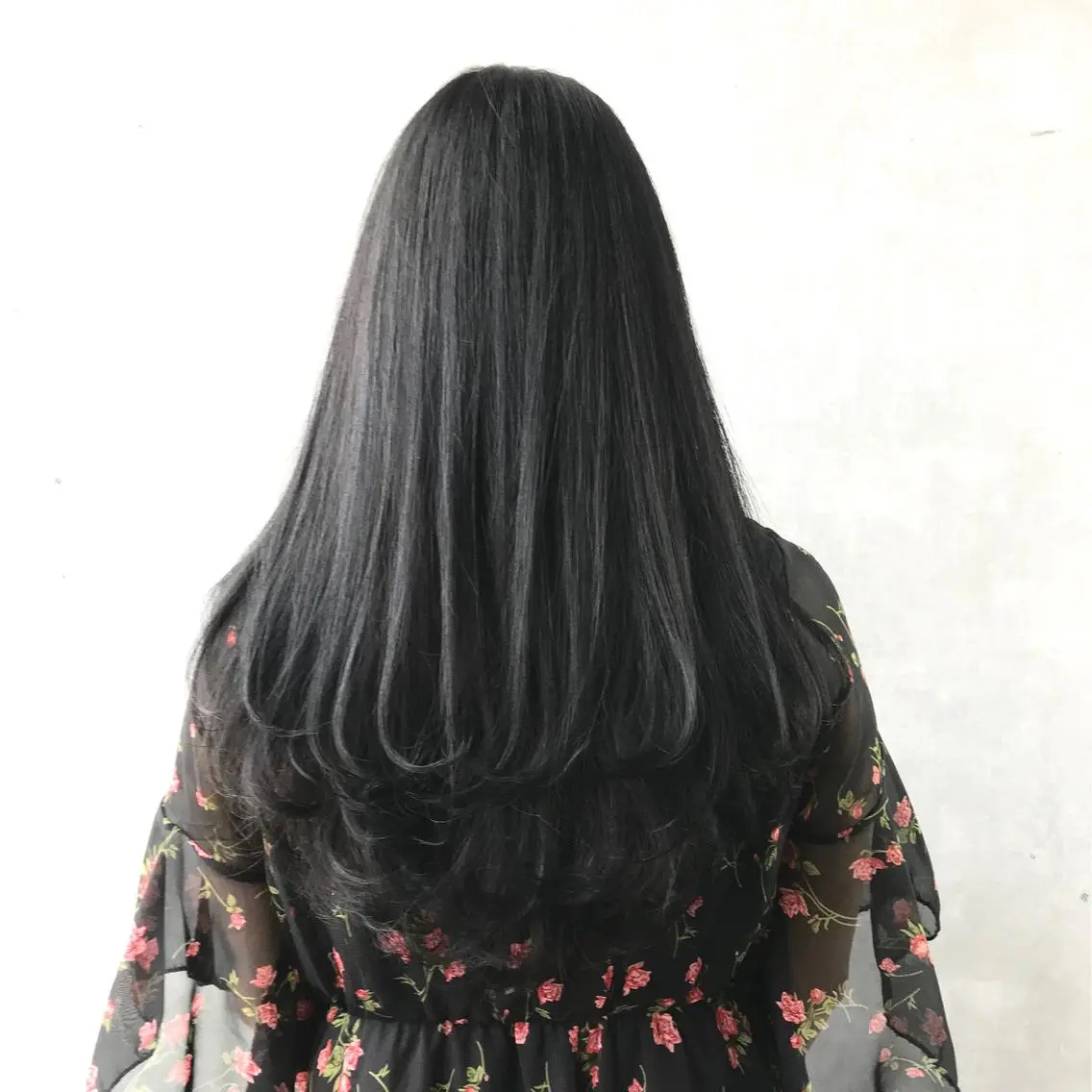 ロング カラー 黒髪 ブルーカラー ブルーブラック ヨシンモリ ムルギョル巻き K-POP好き美容師 🇰🇷Kai.Yのヘアスタイル