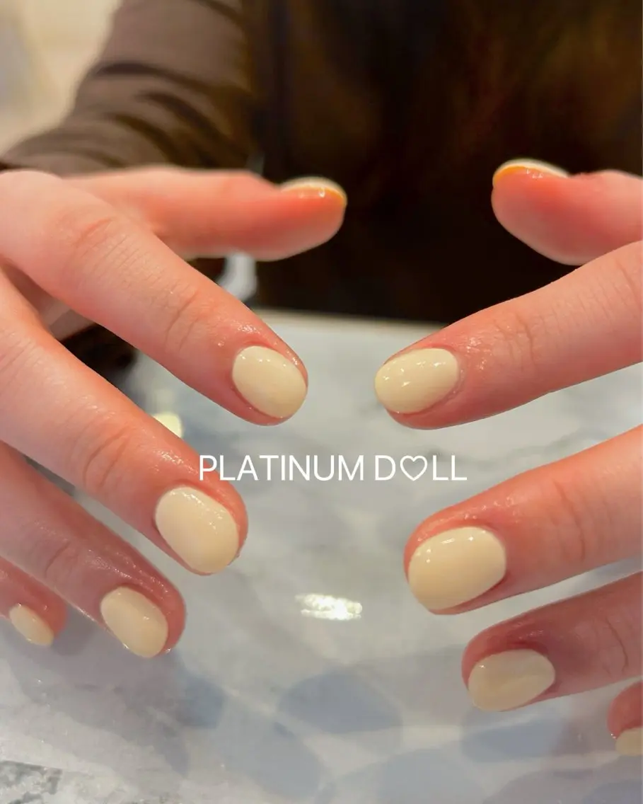 ネイル グラデーション オフィスネイル ワンカラーネイル シンプルネイル ハンドネイル 🎀大人nail /NOISMはな🎀のネイルデザイン